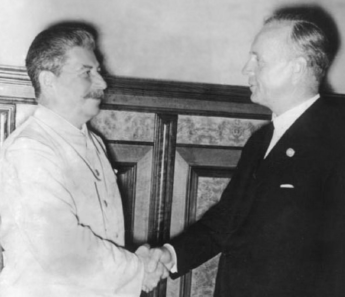 Stalin and Ribbentrop
